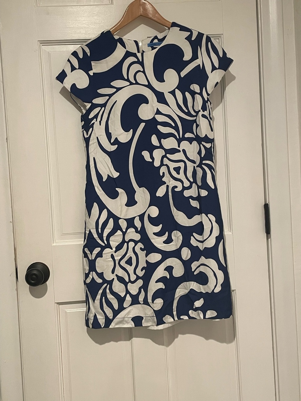 J. McLaughlin Blue White Silk Blend Shift Dress Women’s XS Floral Print